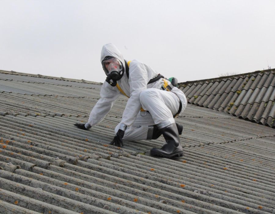 Wat is asbest dakbeschot